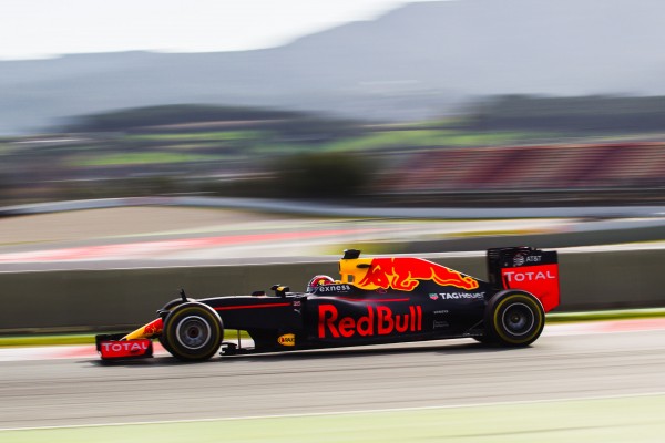 Formula One Testing, Barcelona, Circuit de Catalunya, Barcelona, Spain, Thursday 3 March 2016 - Daniil Kvyat (RUS) Red Bull Racing RB12.