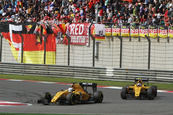 Formula One World Championship 2016, Round 3, Chinese Grand Prix, Shanghai, China, Sunday 17 April 2016 - Kevin Magnussen (DEN) Renault Sport F1 Team RS16 leads team mate Jolyon Palmer (GBR) Renault Sport F1 Team RS16.