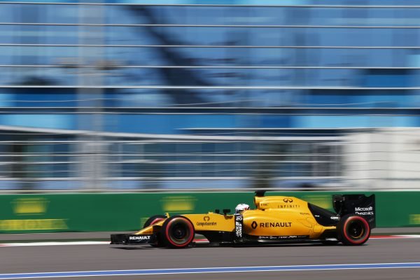 Formula One World Championship 2016, Round 4, Russian Grand Prix, Sochi, Russia, Friday 29 April 2016 - Kevin Magnussen (DEN) Renault Sport F1 Team RS16.