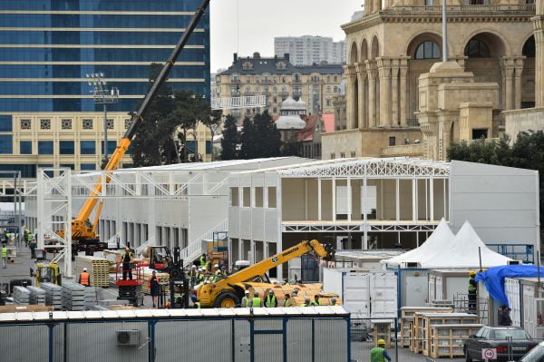 www.sutton-images.com Paddock construction at Baku City Visit, Baku, Azerbaijan, 28-29 April 2016.