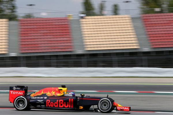 Formula One Testing, Barcelona, Circuit de Catalunya, Barcelona, Spain, Wednesday 18 May 2016 - Max Verstappen (NL), Red Bull Racing
