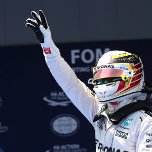 Lewis Hamilton pakte zijn eerste pole sinds Bahrein.