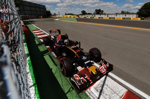 Formula One World Championship 2016, Round 7, Canadian Grand Prix, Montreal, Canada, Friday 10 June 2016 - Carlos Sainz Jr (ESP) Scuderia Toro Rosso STR11.