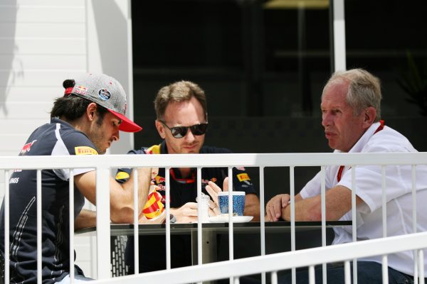 Formula One World Championship 2016, Round 8, European Grand Prix, Baku, Azerbaijan, Saturday 18 June 2016 - L to R): Carlos Sainz Jr (ESP) Scuderia Toro Rosso with Christian Horner (GBR) Red Bull Racing Team Principal and Dr Helmut Marko (AUT) Red Bull Motorsport Consultant.