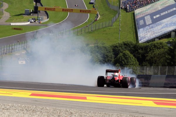 Formula One World Championship 2016, Round 9, Austrian Grand Prix, Spielberg, Austria, Friday 1 July 2016 - Sebastian Vettel (GER) Ferrari SF16-H spins off the circuit in the second practice session.