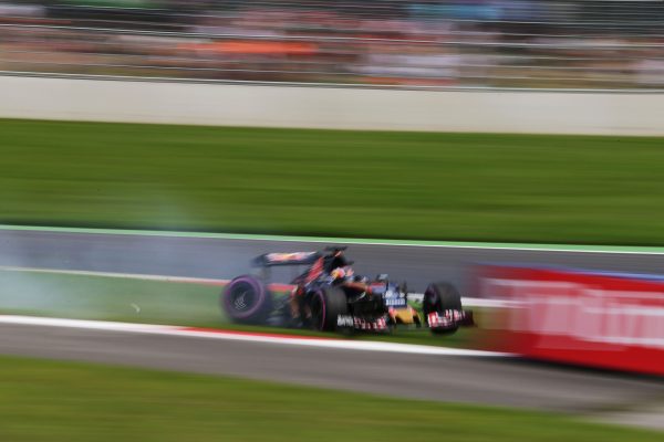 Formula One World Championship 2016, Round 9, Austrian Grand Prix, Spielberg, Austria, Saturday 2 July 2016 - Daniil Kvyat (RUS) Scuderia Toro Rosso STR11 crashed during qualifying.