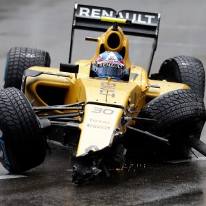 In Monaco crashte Palmer hard uit de race na een uitglijder over een nat zebrapad.