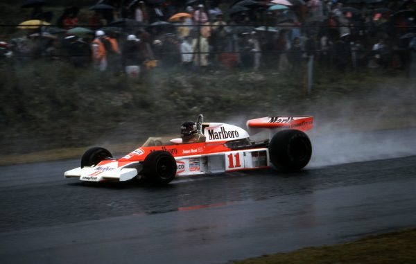 James Hunt (GBR) McLaren M23, finished third and clinched the 1976 F1 World Championship.Japanese Grand Prix, Rd16, Fuji, Japan, 24 October 1976.BEST IMAGE