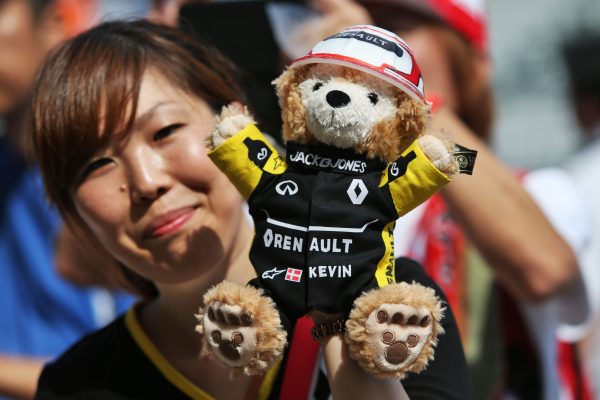 Formula One World Championship 2016, Round 17, Japanese Grand Prix, Suzuka, Japan, Thursday 6 October 2016 - A Kevin Magnussen (DEN) Renault Sport F1 Team fan and teddy.