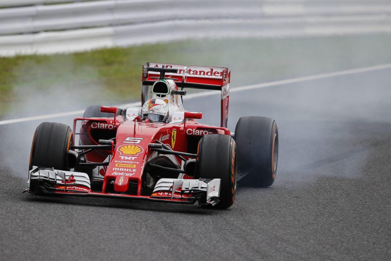 Vettel: ‘Ferrari had op Mercedes na de snelste auto’