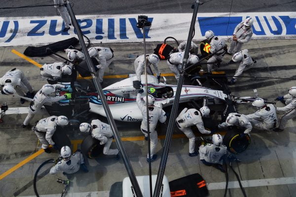 www.sutton-images.com Felipe Massa (BRA) Williams FW38 pit stop at Formula One World Championship, Rd14, Italian Grand Prix, Race, Monza, Italy, Sunday 4 September 2016.