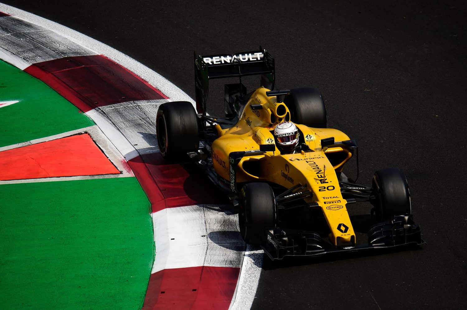 Renault: ‘Heel gewoon dat Magnussen met Haas spreekt’
