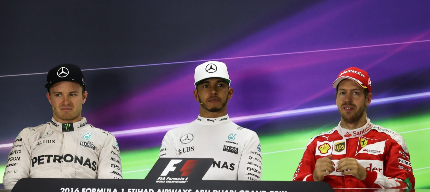 Hamilton vindt niet dat hij oneerlijk racete