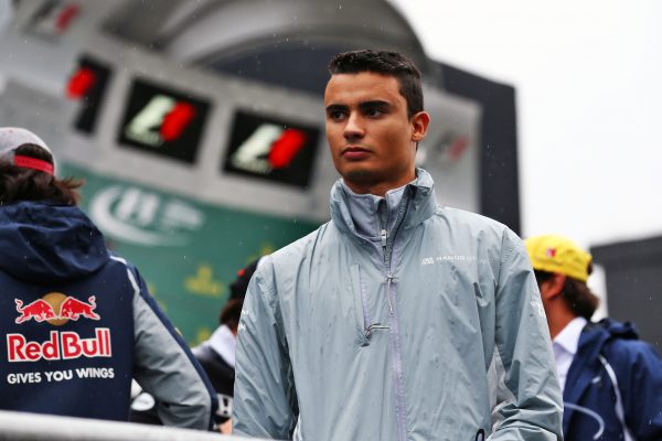 Formula One World Championship 2016, Round 20, Brazilian Grand Prix, Sao Paulo, Brazil, Sunday 13 November 2016 - Pascal Wehrlein (GER) Manor Racing on the drivers parade.