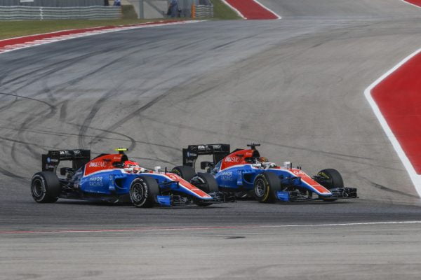www.sutton-images.com Esteban Ocon (FRA) Manor Racing MRT05 and Pascal Wehrlein (GER) Manor Racing MRT05 battle for position at Formula One World Championship, Rd18, United States Grand Prix, Race, Circuit of the Americas, Austin, Texas, USA, Sunday 23 October 2016. BEST IMAGE