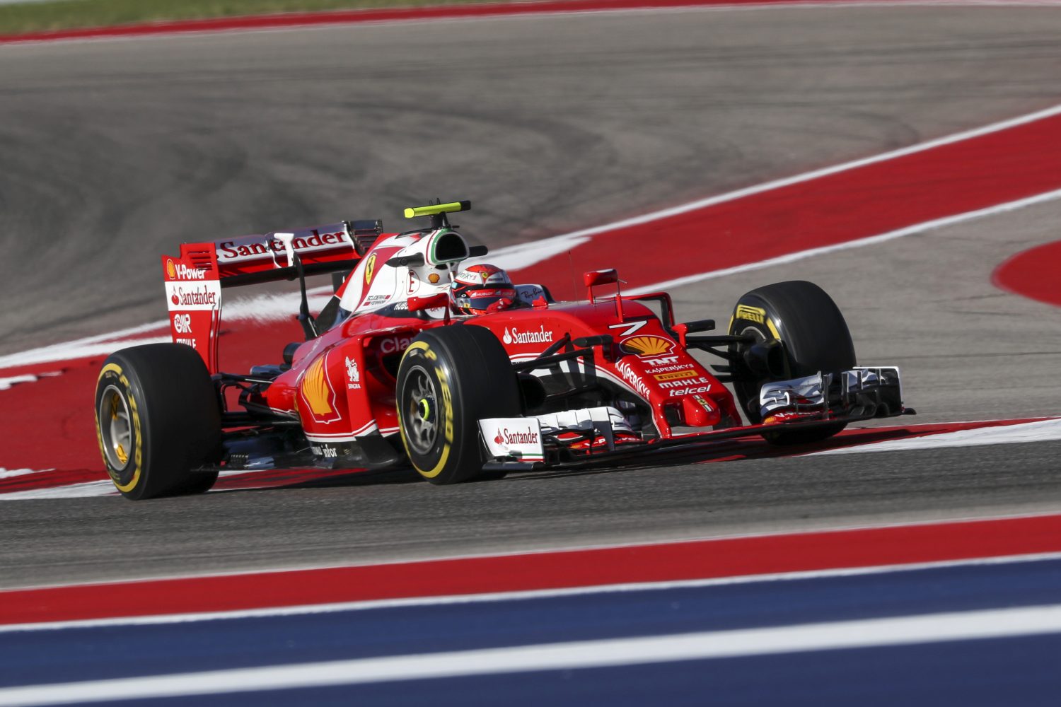 ‘Nieuwe Ferrari krijgt motor met duizend pk’