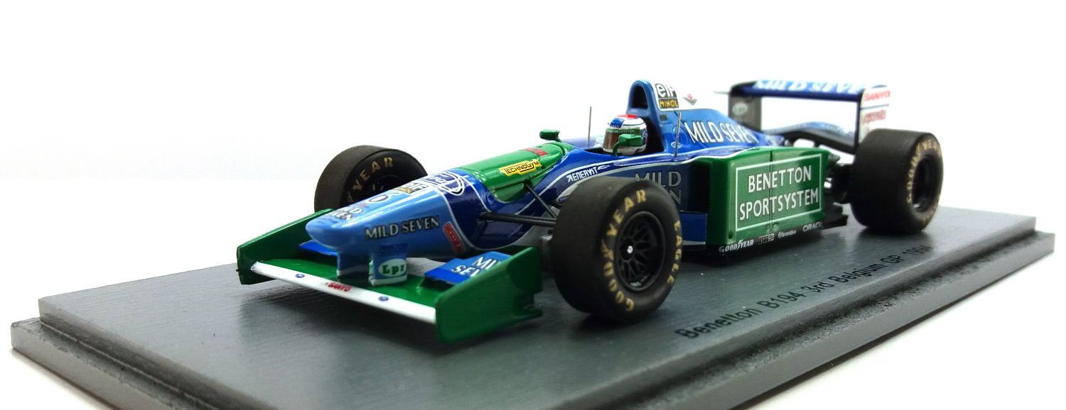 Gespot: Verstappens Benetton B194 in 1:43
