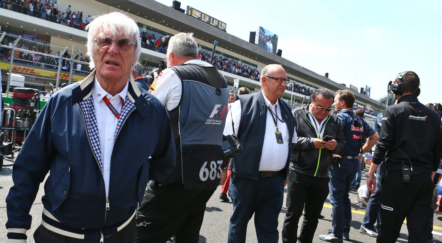 Ecclestone wil simpelere regels en sprintraces