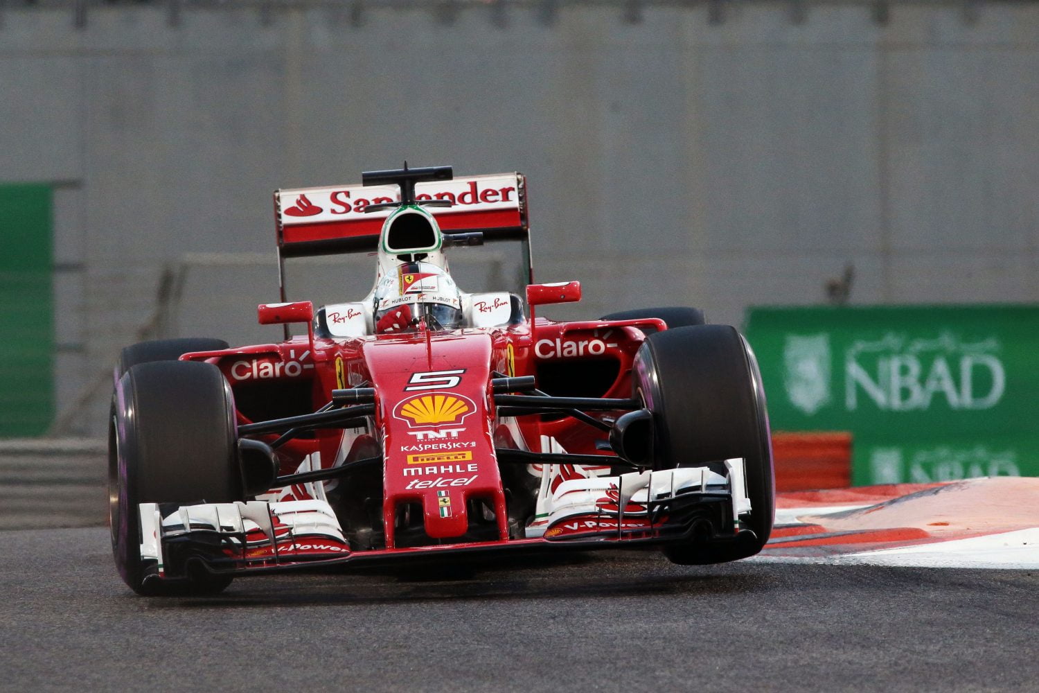 ‘Liberty Media wil bonus Ferrari korten of schrappen’