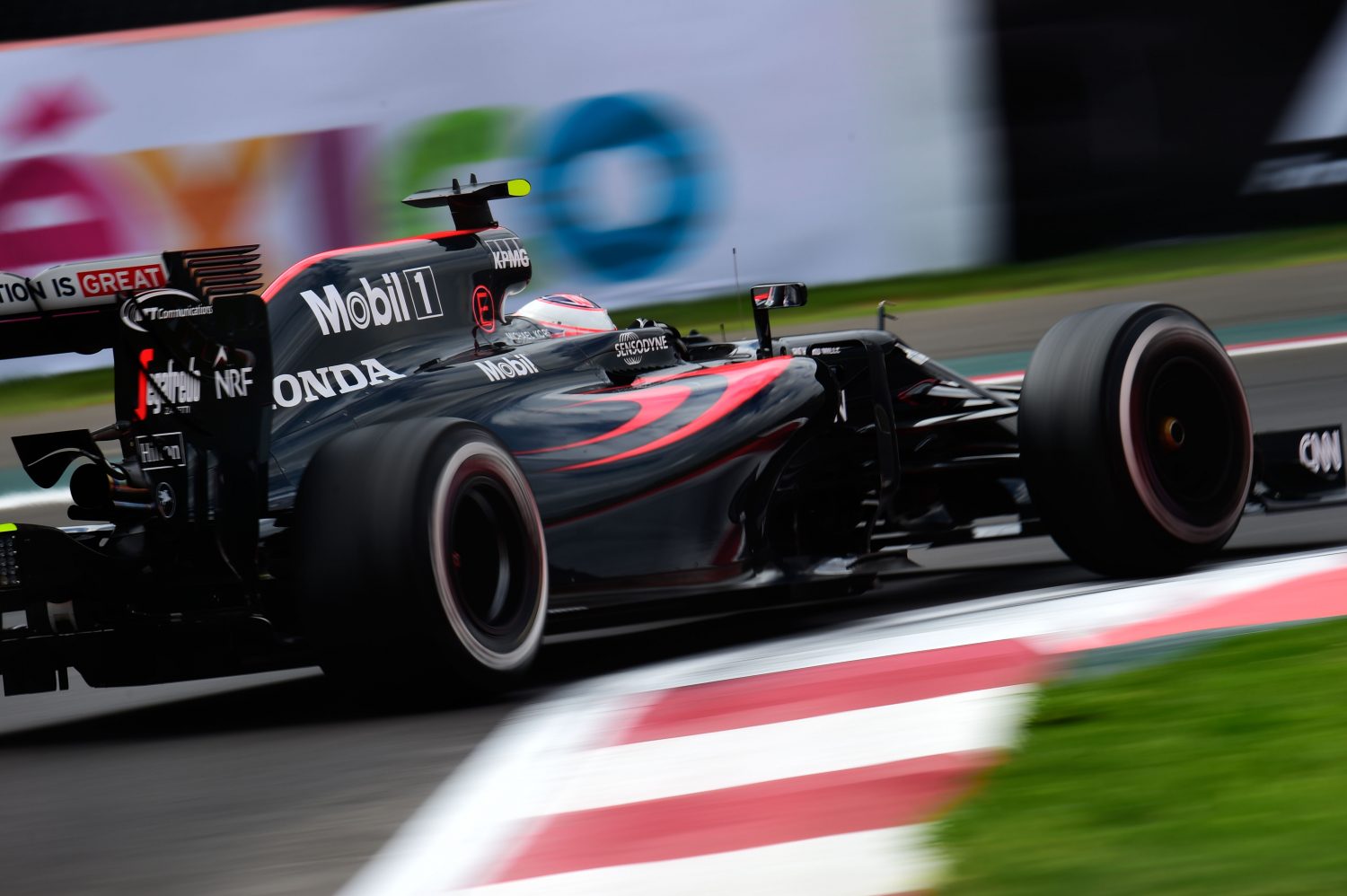 McLaren denkt na over aandeel in F1
