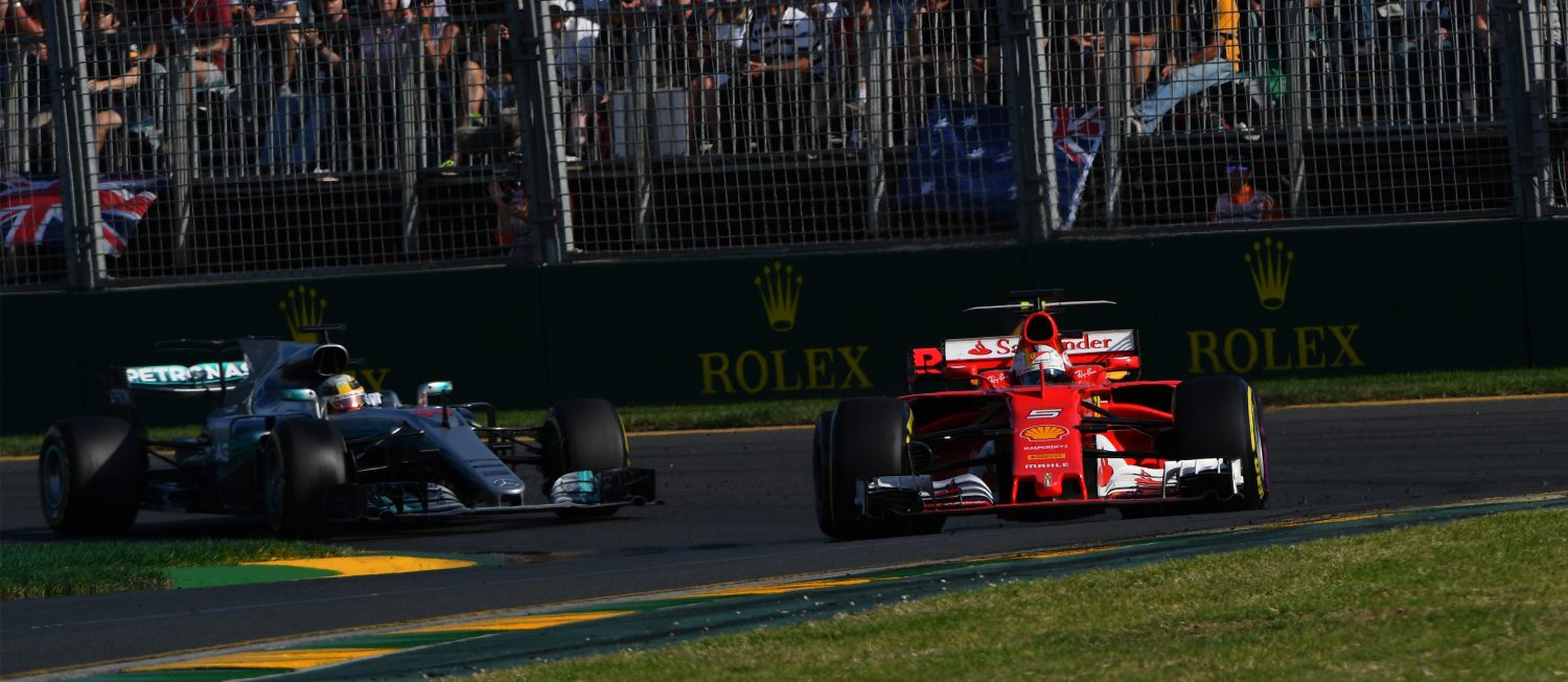 Hamilton en Vettel hopen op ‘gelijkwaardig’ titelduel