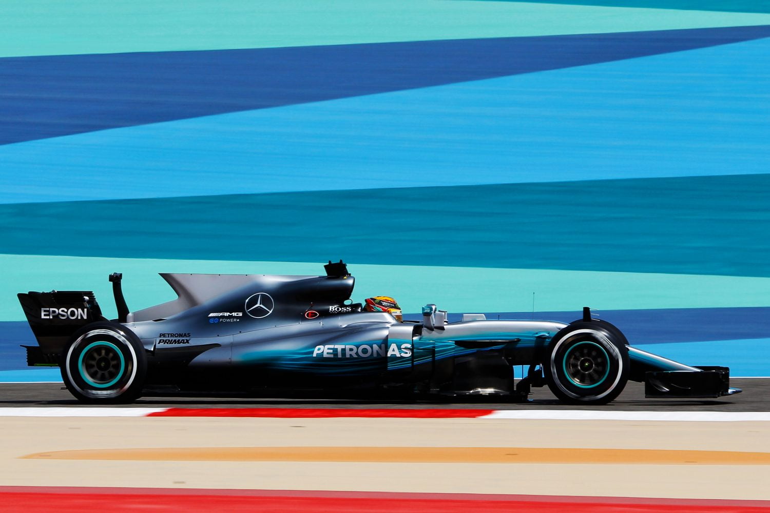 Hamilton: ‘Test in Bahrein nodig om banden te begrijpen’