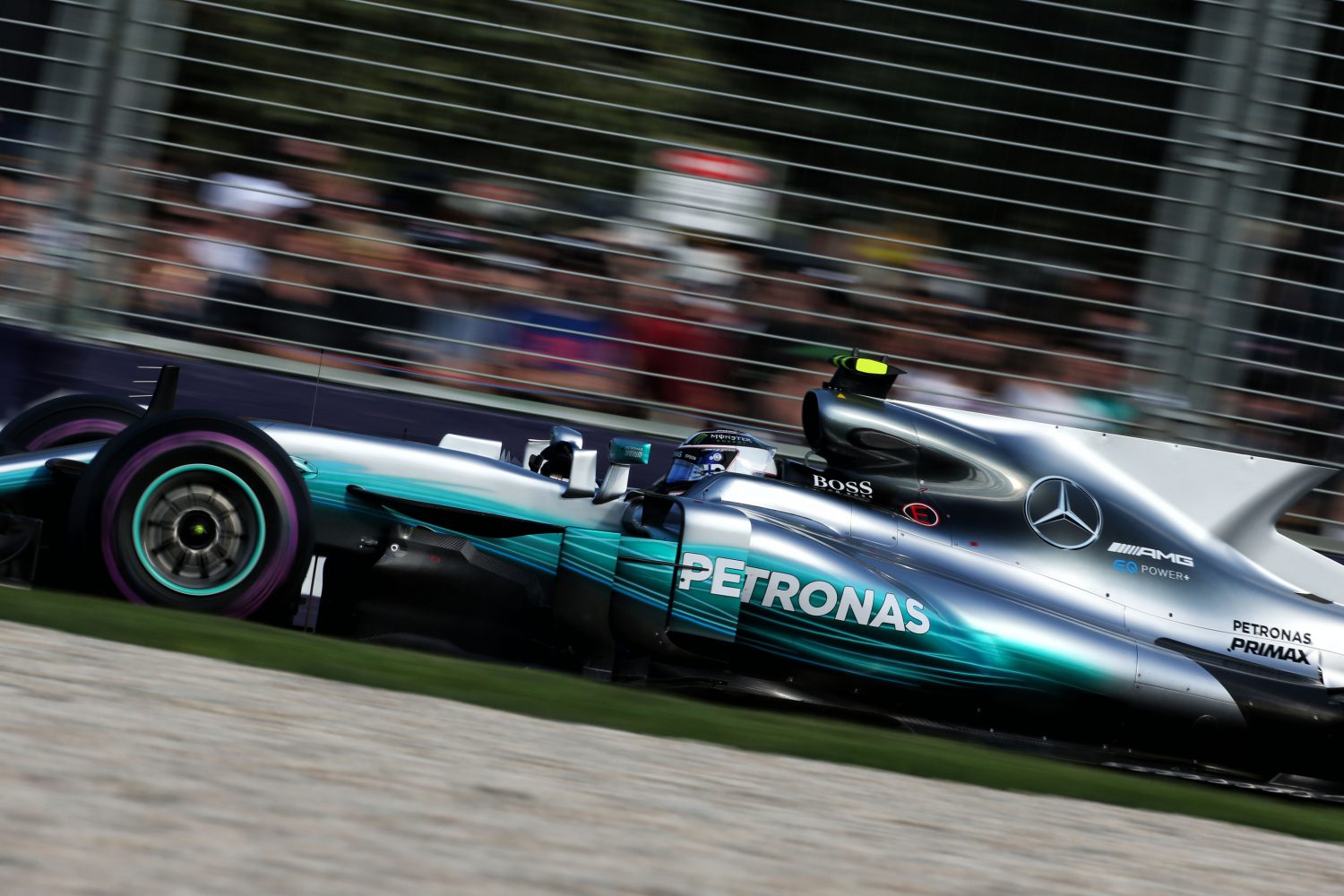 Bottas: ‘Vrijwel altijd vrij om met Hamilton te vechten’