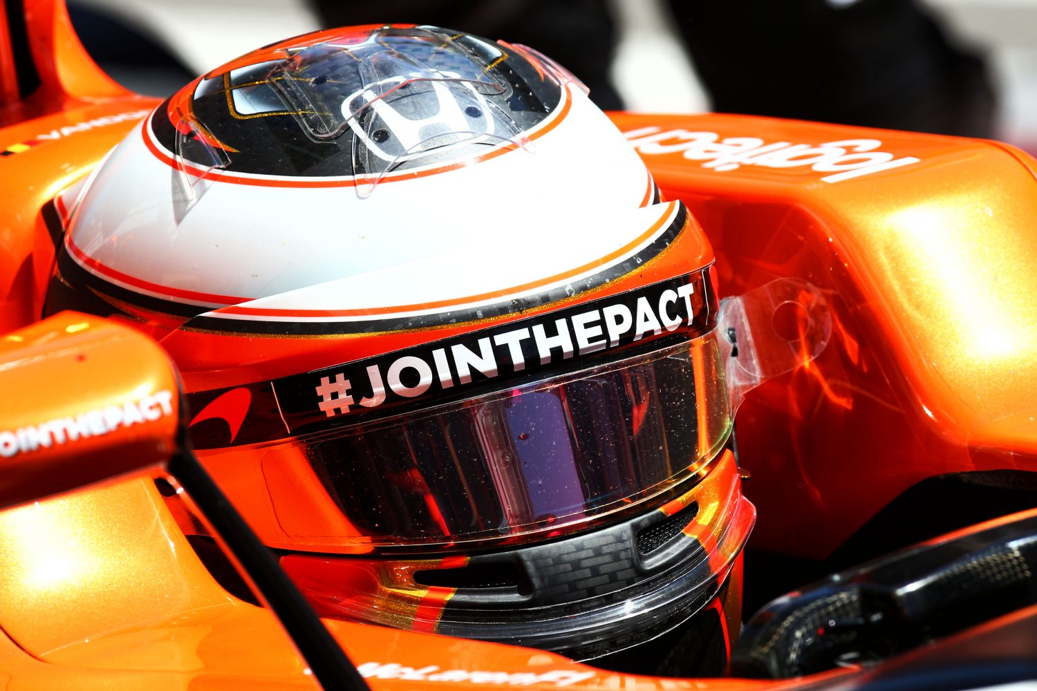 Vijftien gridposities straf voor Vandoorne na motorwissel