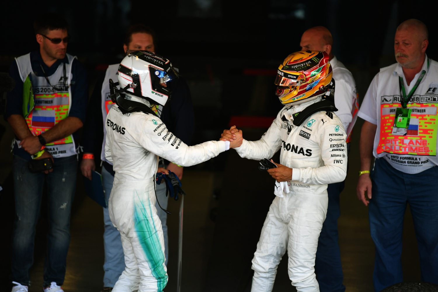 Mercedes: ‘Geen spanningen tussen Bottas en Hamilton’