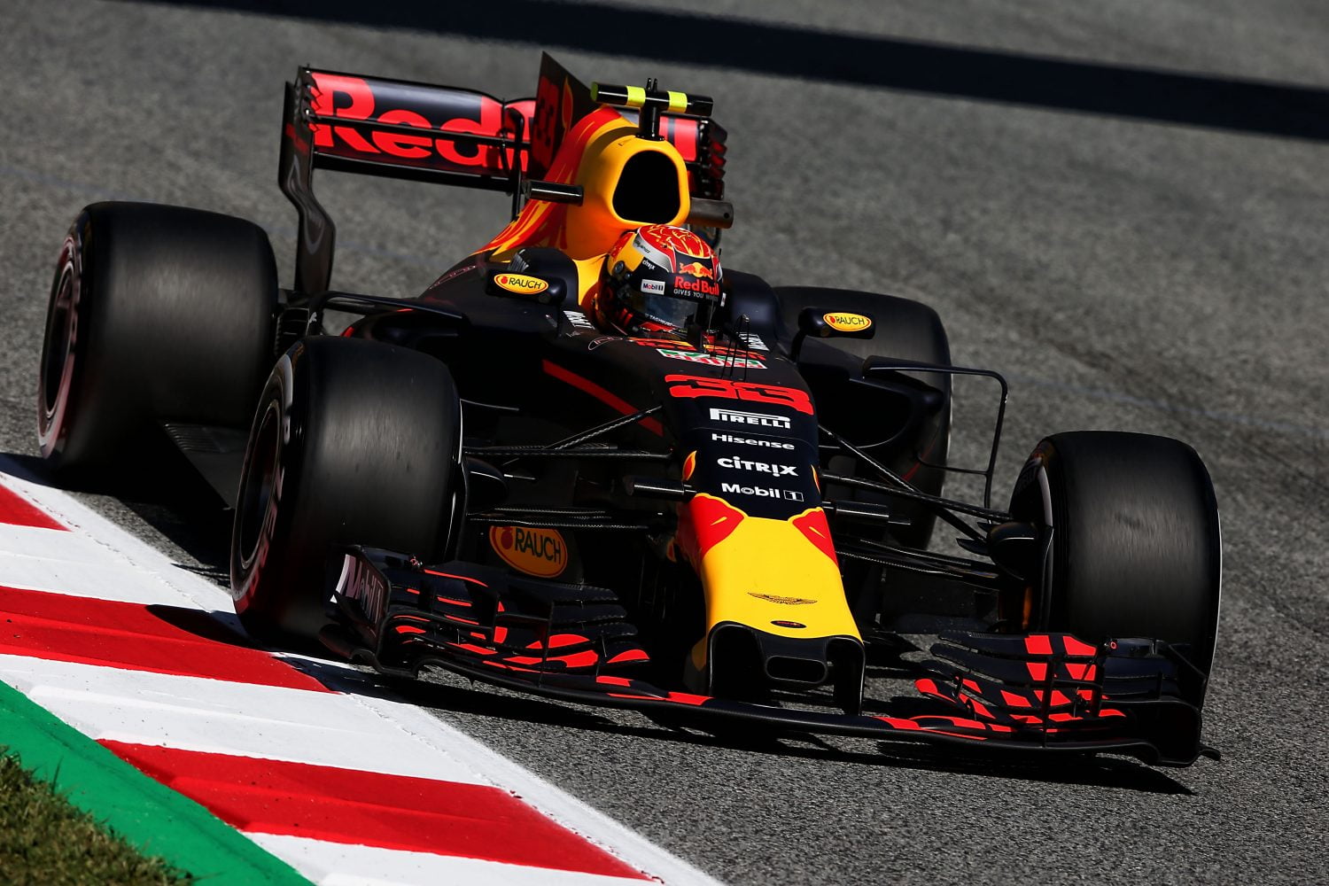 Red Bull en Force India: ‘We zijn geen concurrenten’