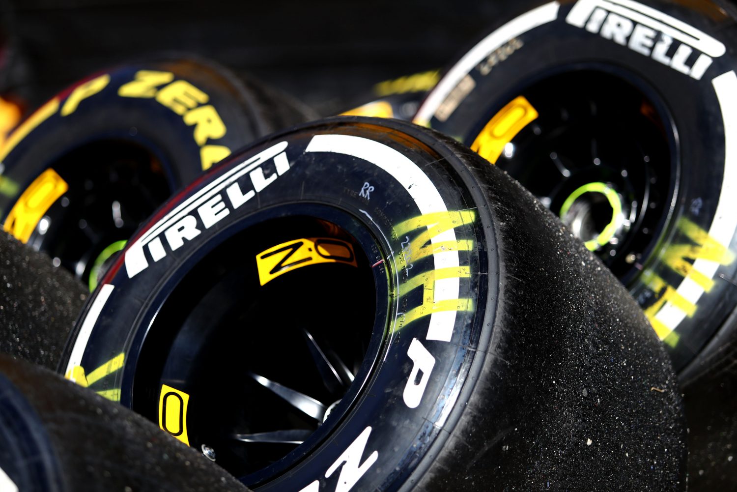 Pirelli denkt over zachtere banden voor 2018