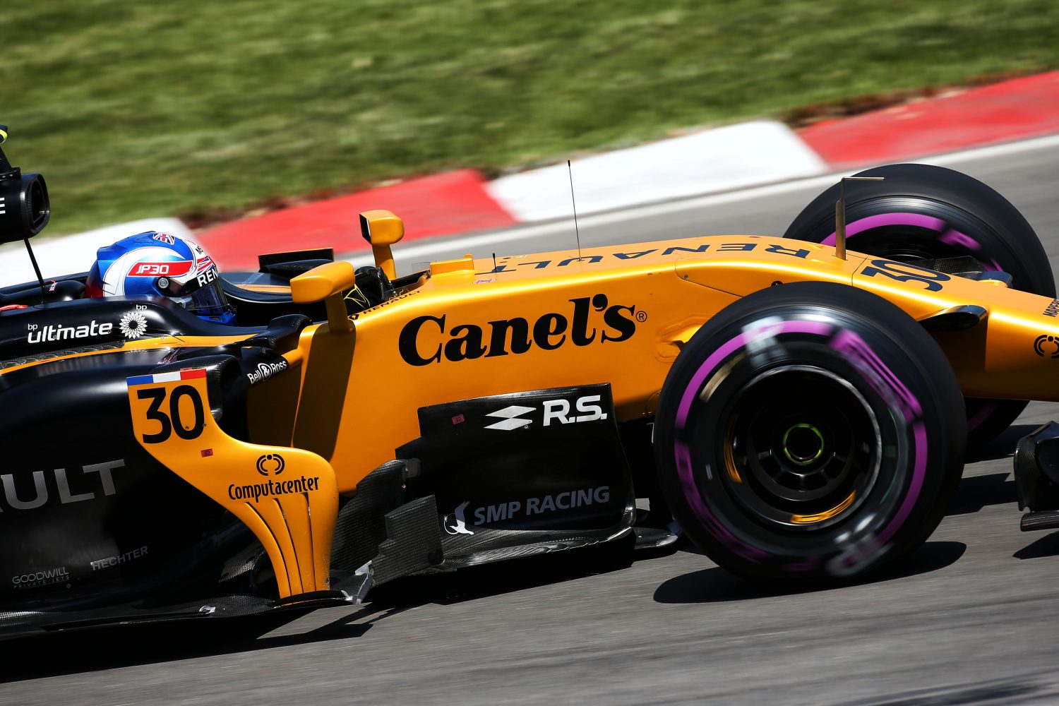 Palmer: ‘Moet niet te veel naar Hülkenberg kijken’