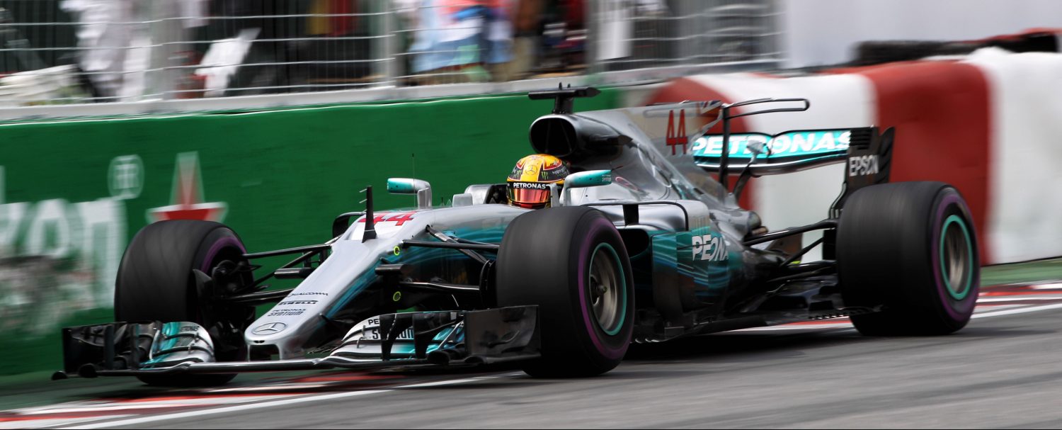 Mercedes zit nog met vragen over de W08