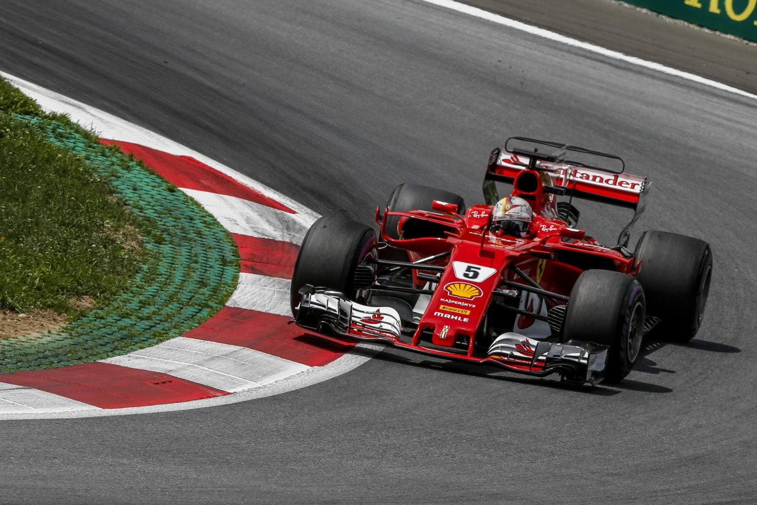 Ferrari: ‘Vettel kan bijtekenen zodra hij er klaar voor is’