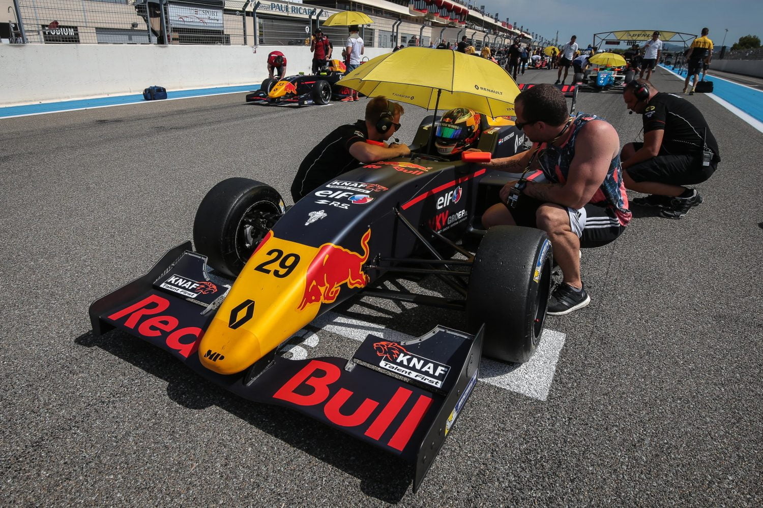 FR2.0: Verschoor en Opmeer pakken punten op Paul Ricard