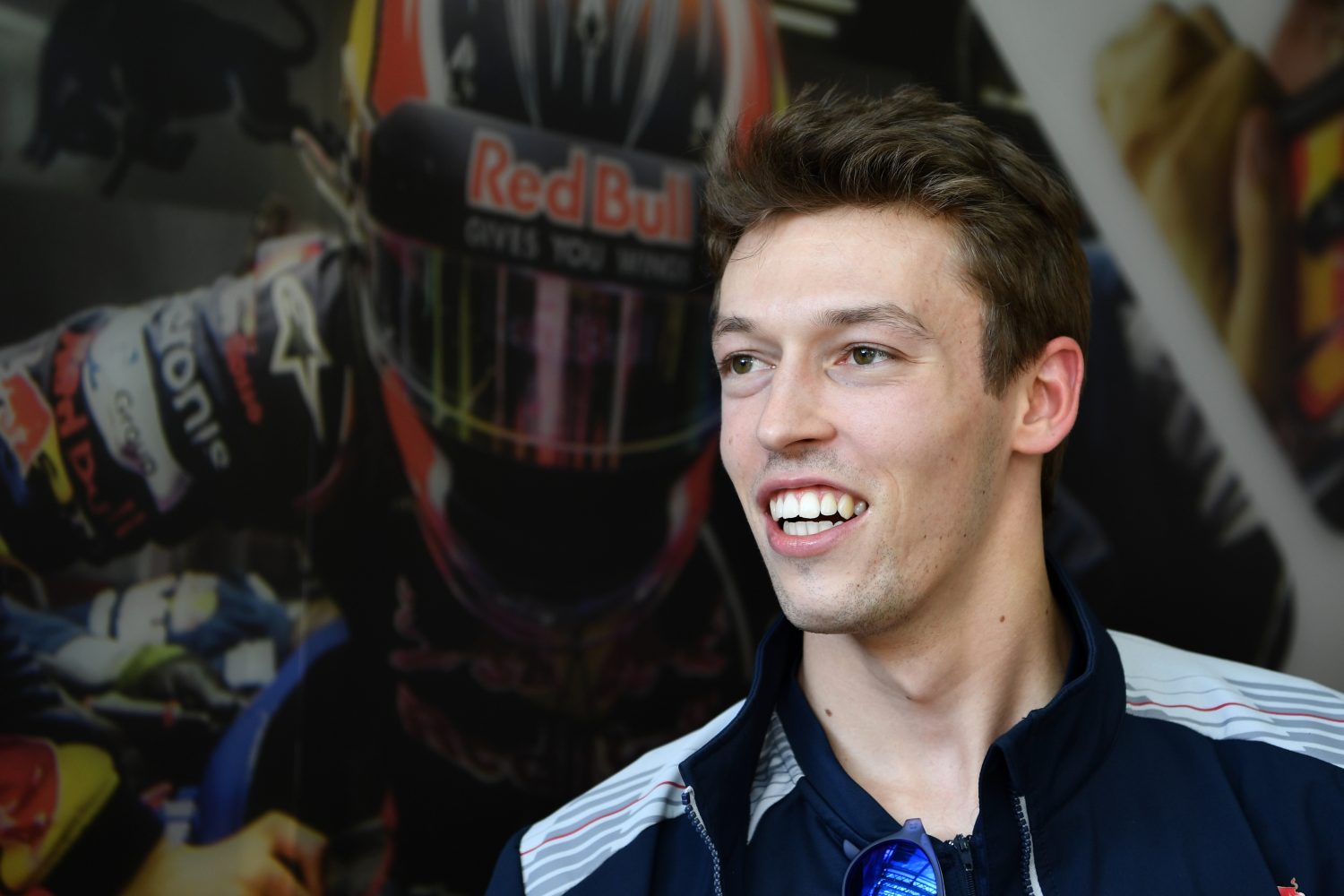 Kvyat als ‘development driver’ naar Ferrari