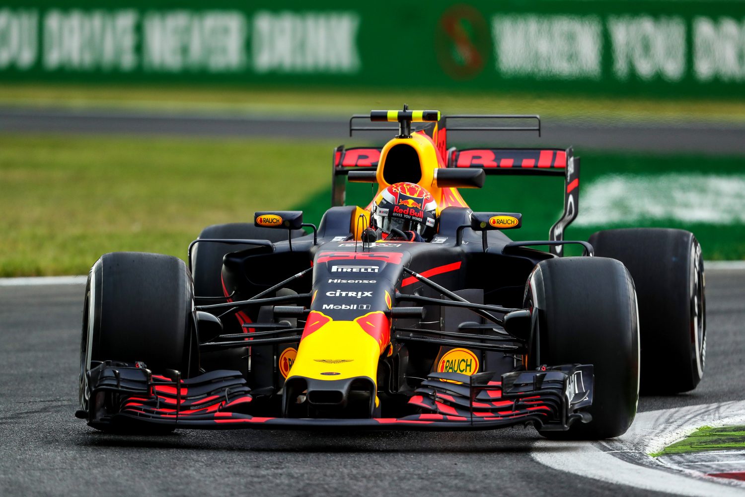 Verstappen vijfde in tweede training op Monza