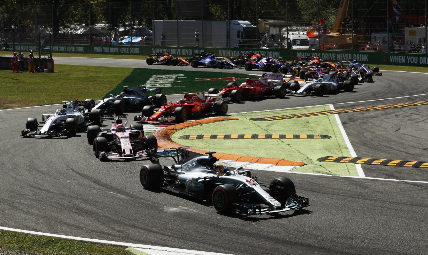 Force India: ‘Gridstraffen goed voor kosten en spanning’