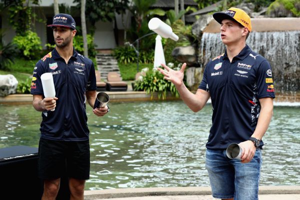 cocktails met Ricciardo en Verstappen