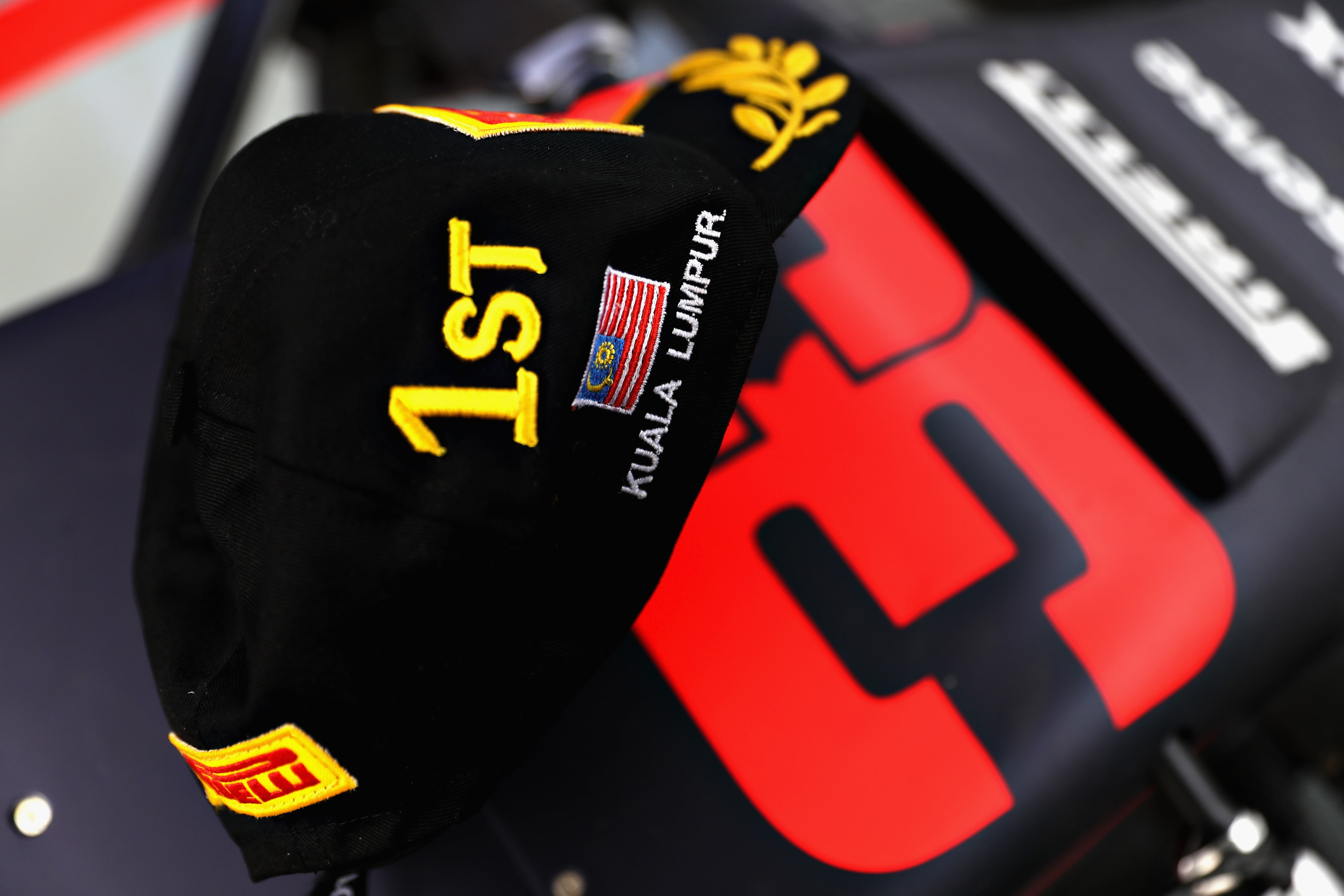 Max Verstappen wint GP Maleisië