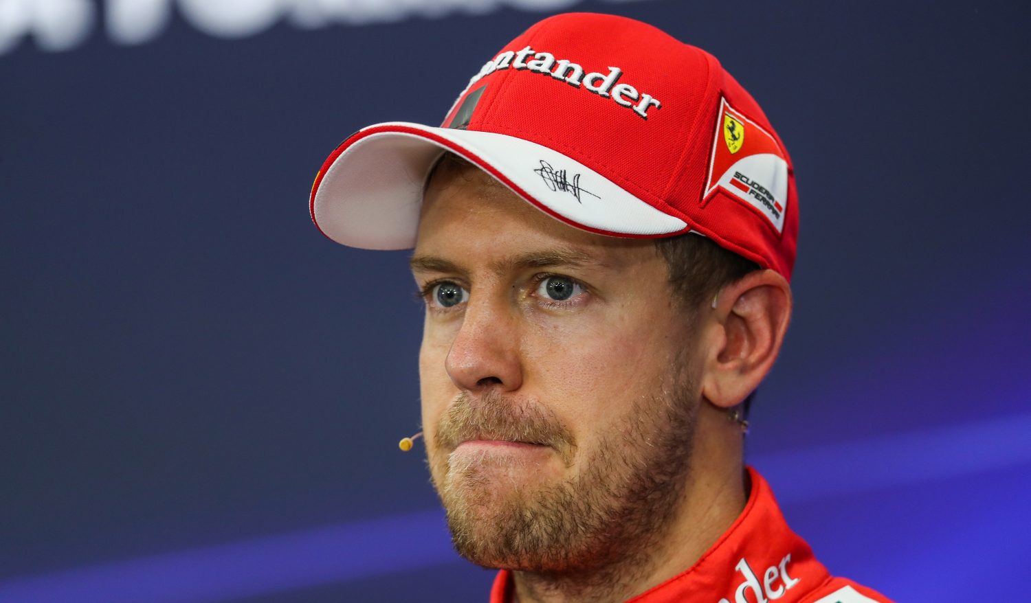 Vettel verdedigt Ferrari na motordrama