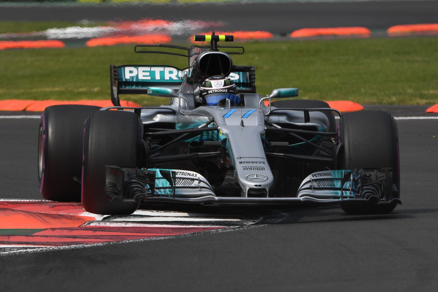 Bottas: ‘Verwacht dat 2018 veel beter wordt’