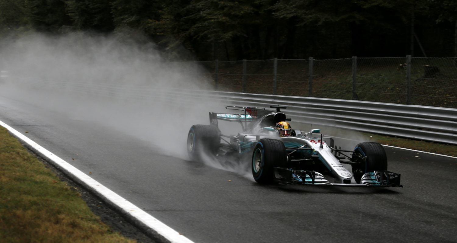 Pirelli wil medio 2018 nieuwe regenband introduceren