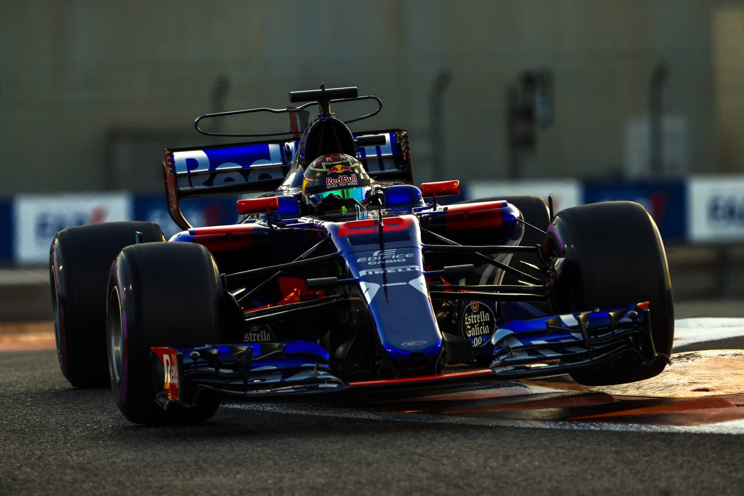 Jaarrapport 2017: Toro Rosso