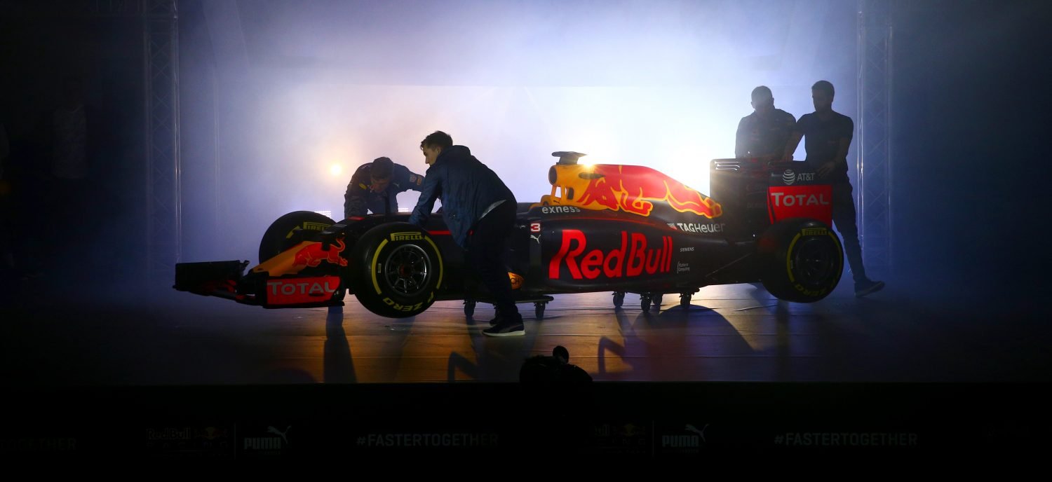 Helmut Marko lijkt datum onthulling nieuwe Red Bull te verklappen