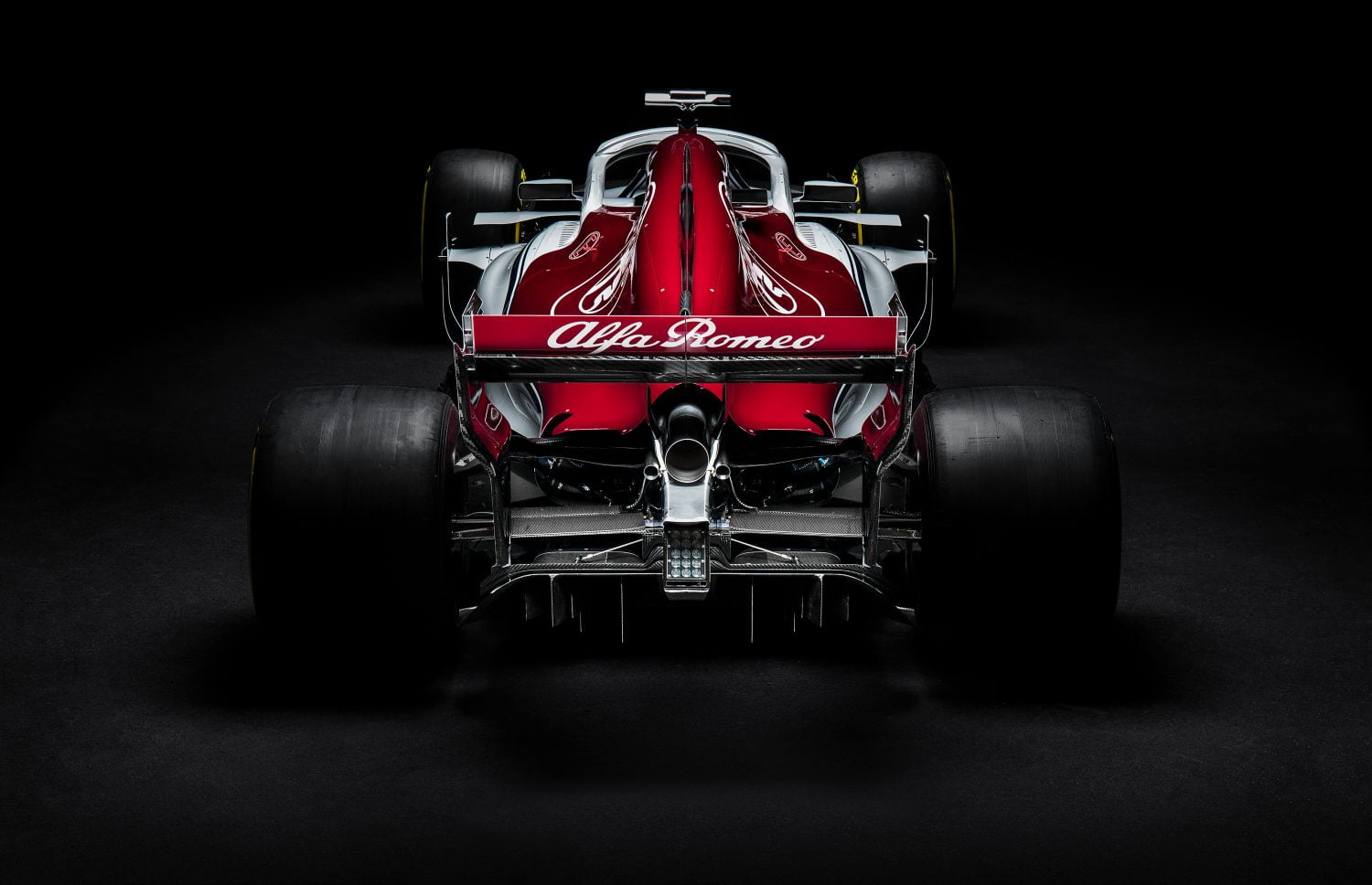 Alfa Romeo versiert nieuwe auto met klavertjesvier voor shakedown