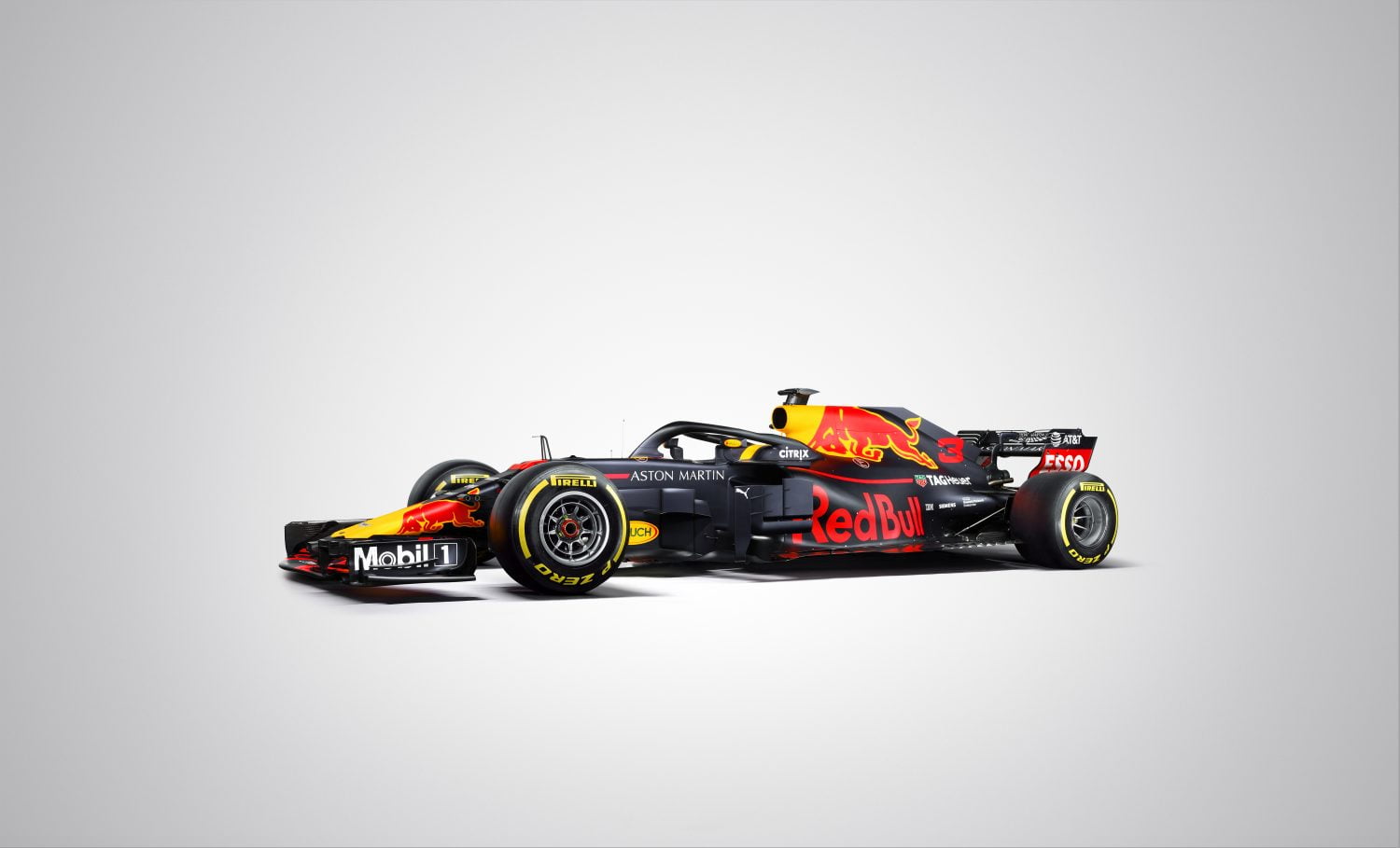 Red Bull steekt RB14 in (oude) nieuwe kleuren