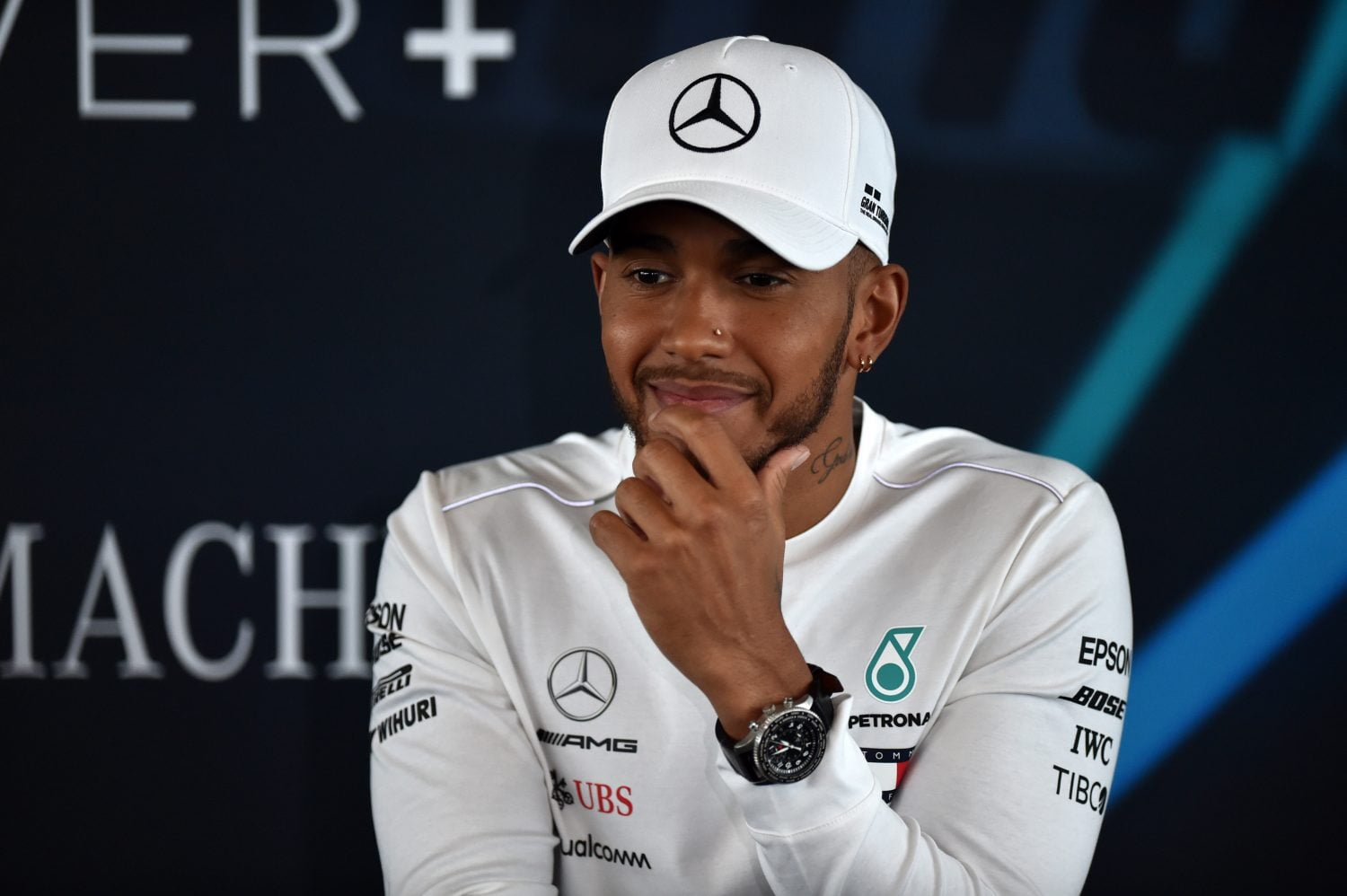 Hamilton pakt social media ‘strategischer’ aan