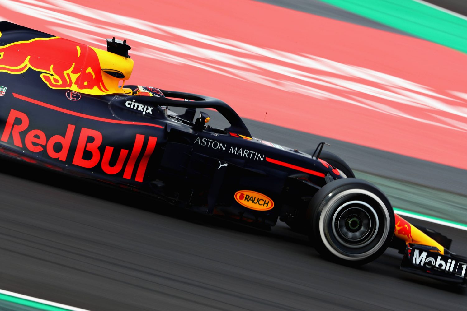 Verstappen: ‘Mogen happy zijn met wat we hebben’