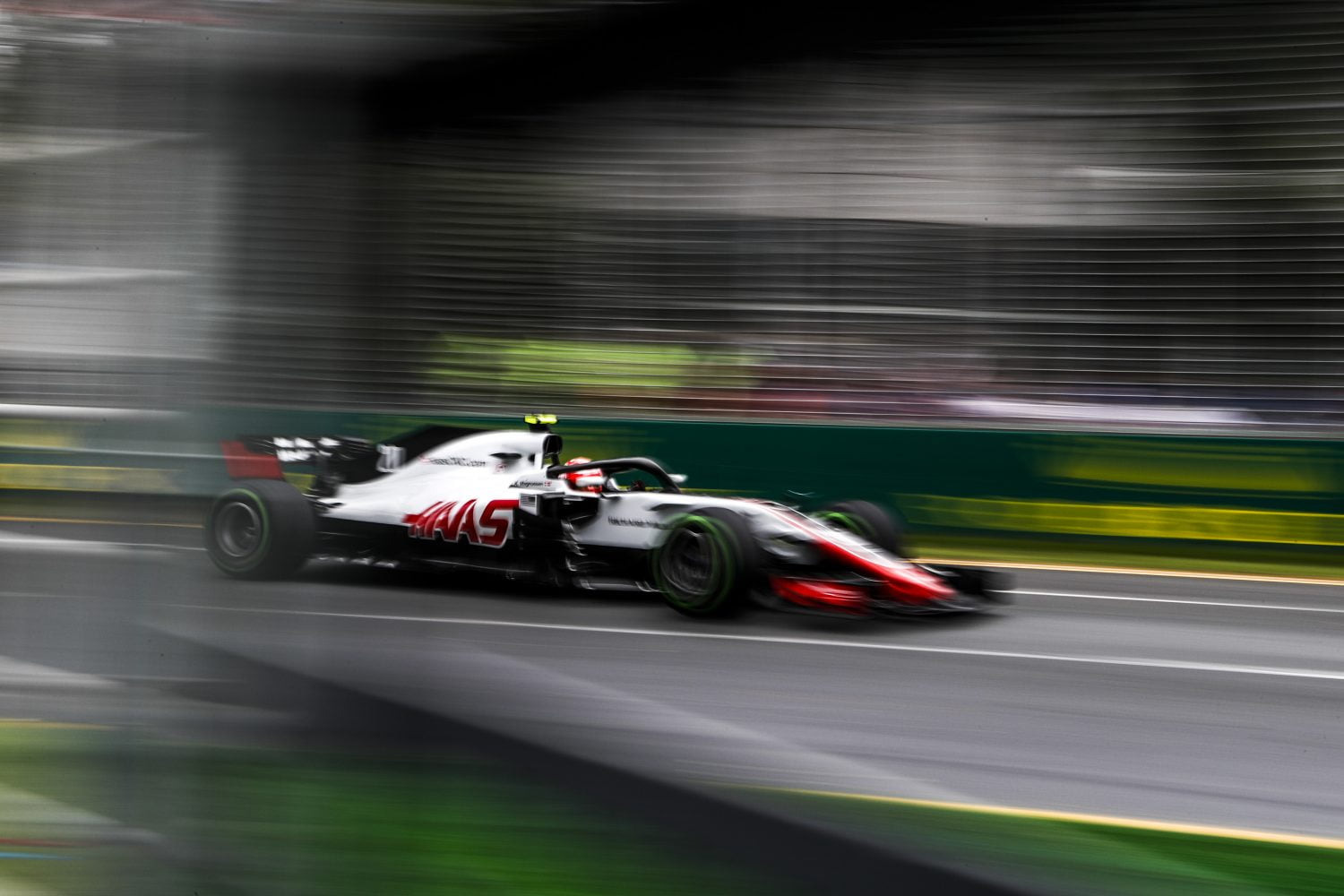 Steiner: ‘Rivalen klagen over Haas omdat ze het zelf niet goed voor elkaar hebben’